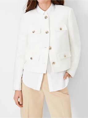 Ann Taylor Ivory White Boucle Button-Front Cropped Blazer Jacket Gold Button NWT